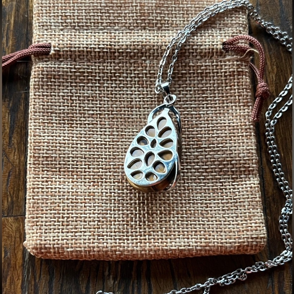 Tigers Eye Necklace Tigers Eye Pendant with Stainless Steel Chain - Picture 3 of 3